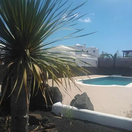 Playa Blanca Sleeps 6 Pool Wifi * Playa Blanca (Lanzarote)