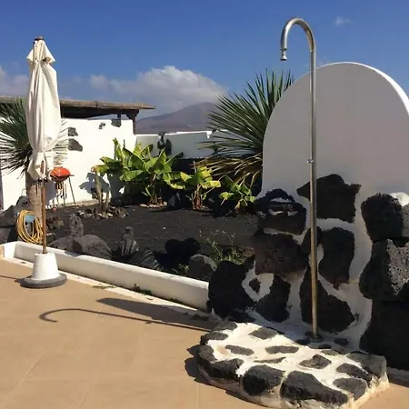 Villa Playa Blanca Sleeps 6 Pool Wifi