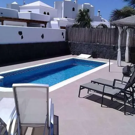 빌라 Playa Blanca Sleeps 6 Pool Wifi *