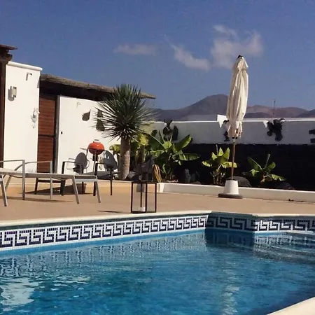Playa Blanca Sleeps 6 Pool Wifi 플라야블랑카